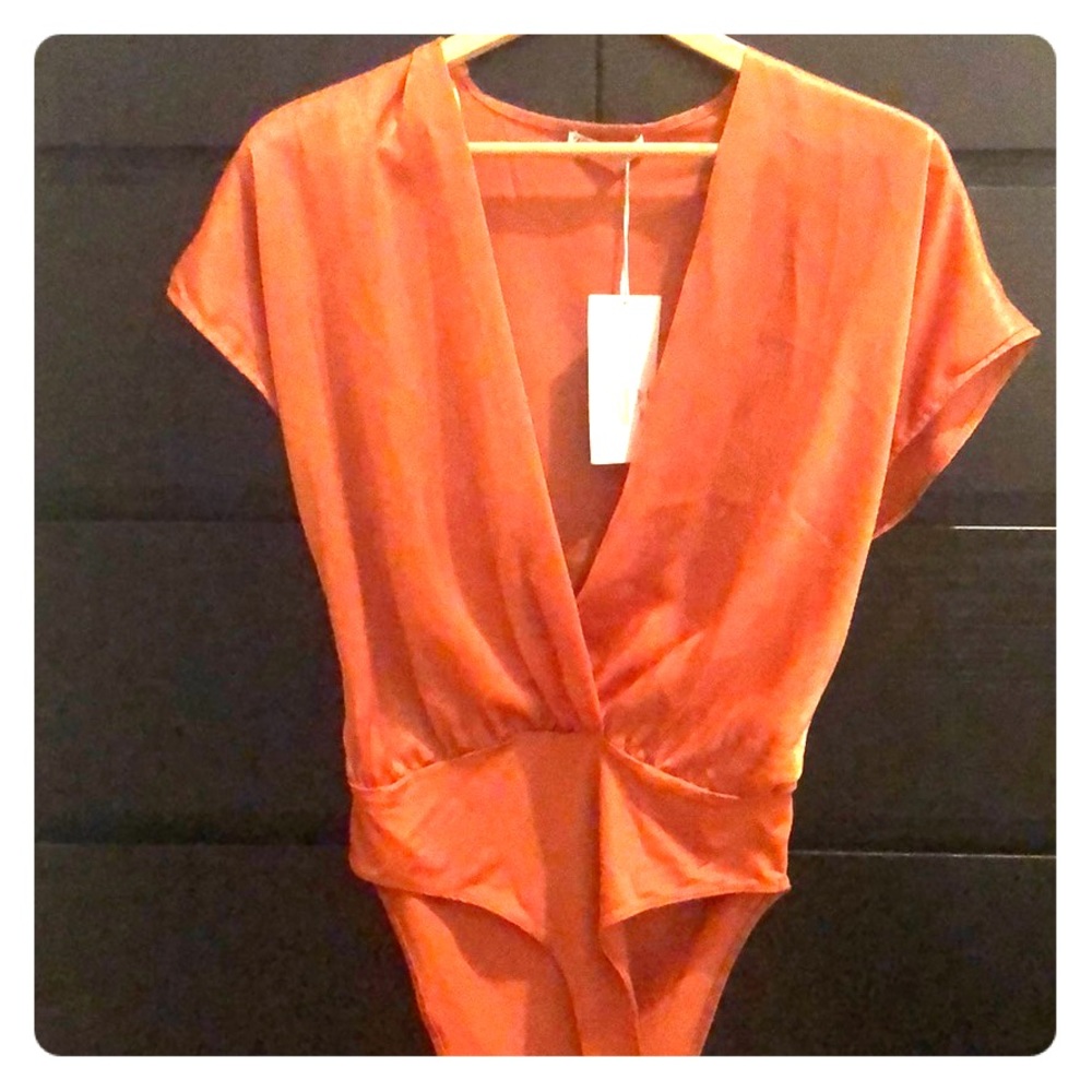 Body blouse suit